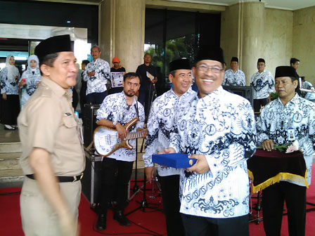 Pencarian PGRI Kabjayawijaya - Persatuan Guru Republik Indonesia Cabang Kabjayawijaya